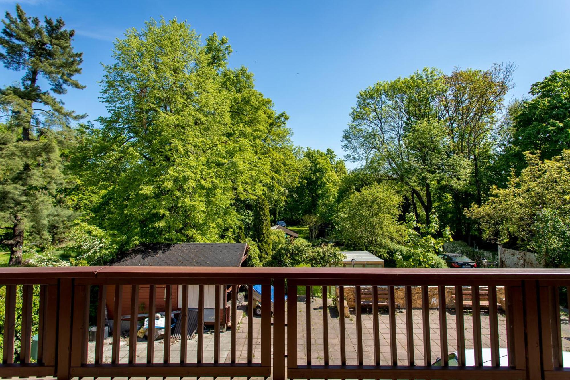 Ferienwohnung mit 123qm für 8 Personen mit sehr großem Garten, einfache Innen-Ausstattung Leipzig Exterior foto